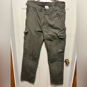 Men’s used Carhartt Cargo pants used condition. Size 36x34